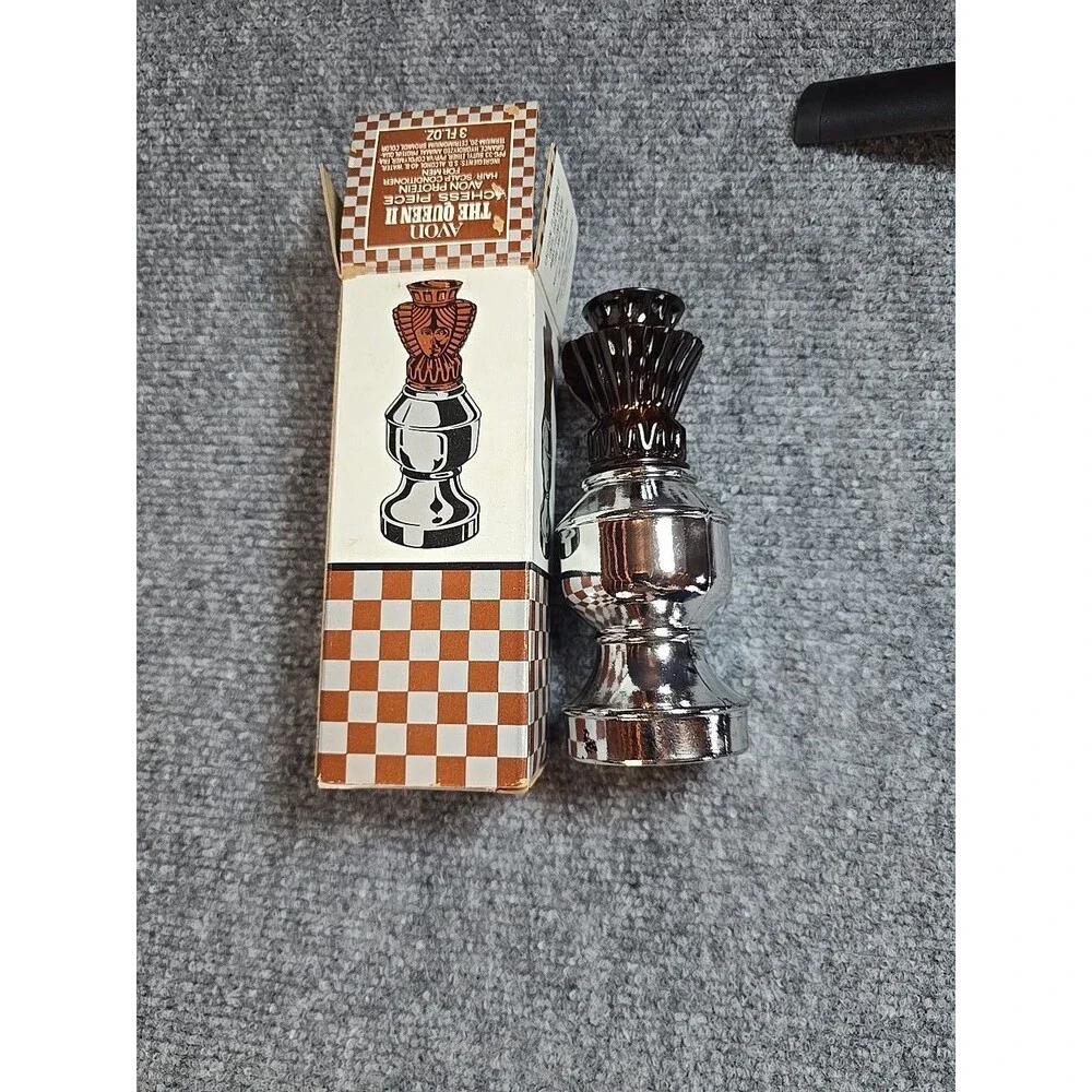 VTG Avon The Queen II Chess Piece 3 Fl Oz Hair/Scalp Conditioner Full W/Box